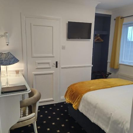 Abacus Guesthouse Голуей Екстериор снимка
