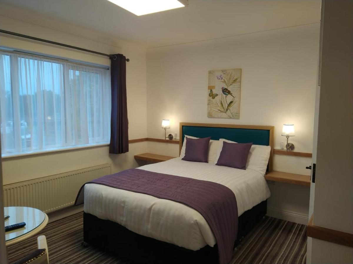 Abacus Guesthouse Голуей Екстериор снимка