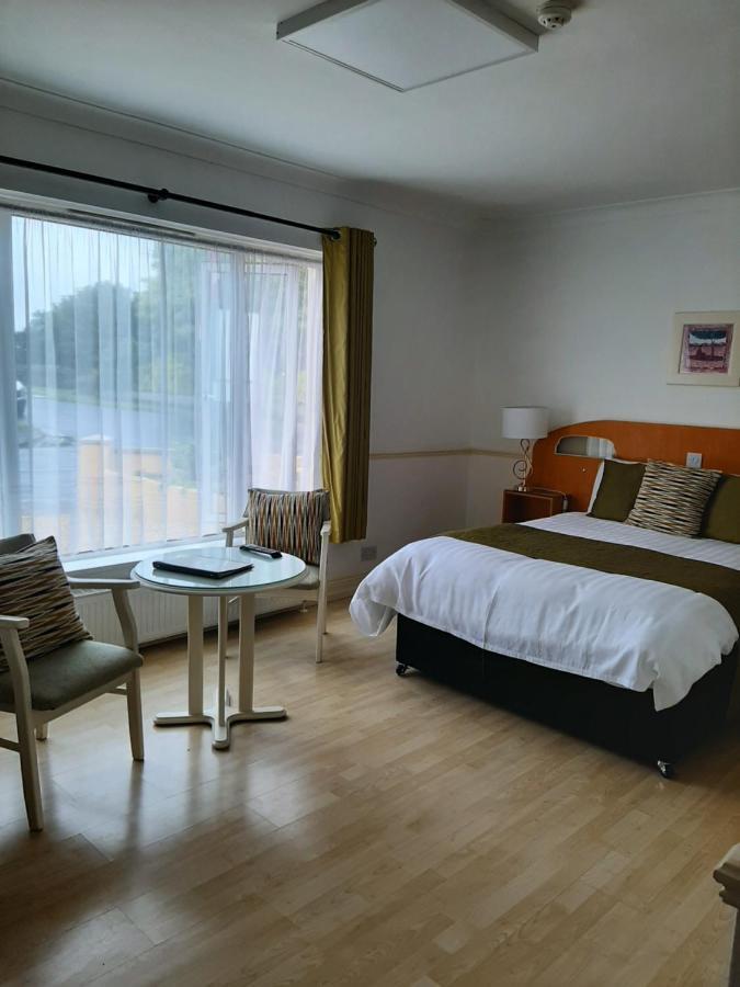 Abacus Guesthouse Голуей Екстериор снимка