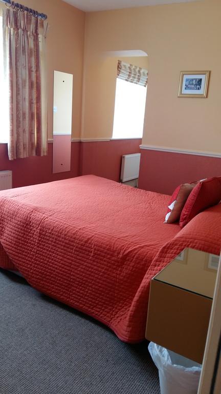 Abacus Guesthouse Голуей Екстериор снимка
