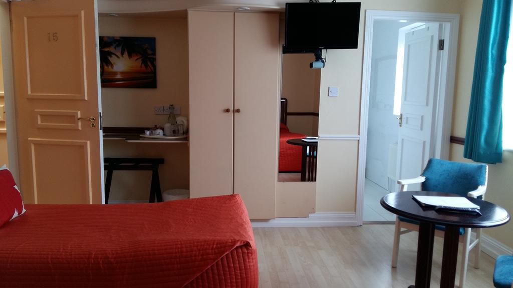 Abacus Guesthouse Голуей Екстериор снимка
