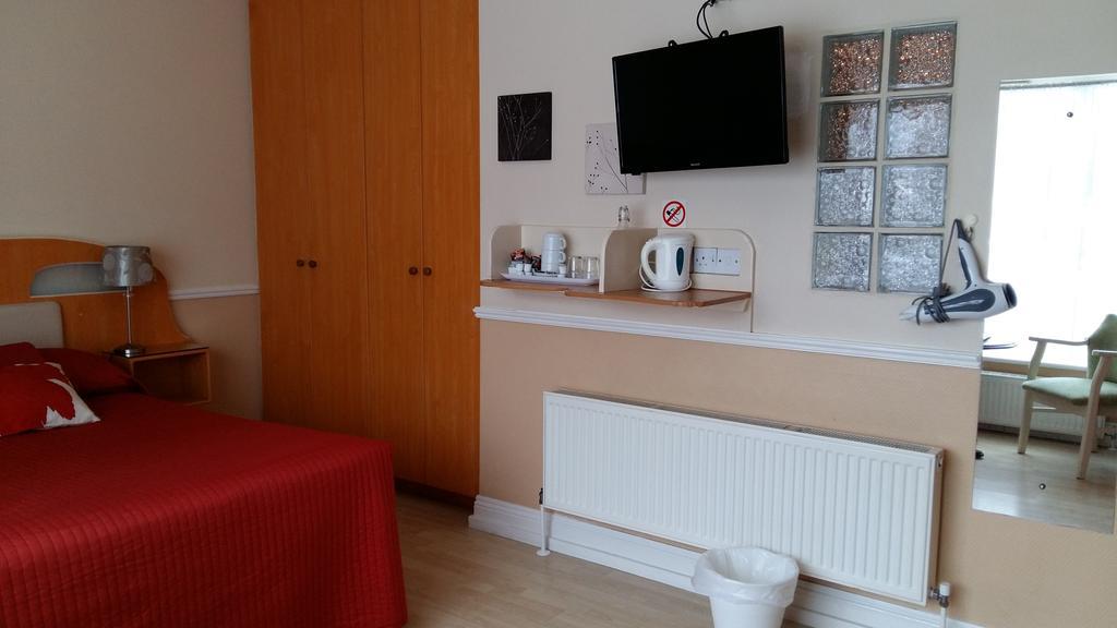 Abacus Guesthouse Голуей Екстериор снимка