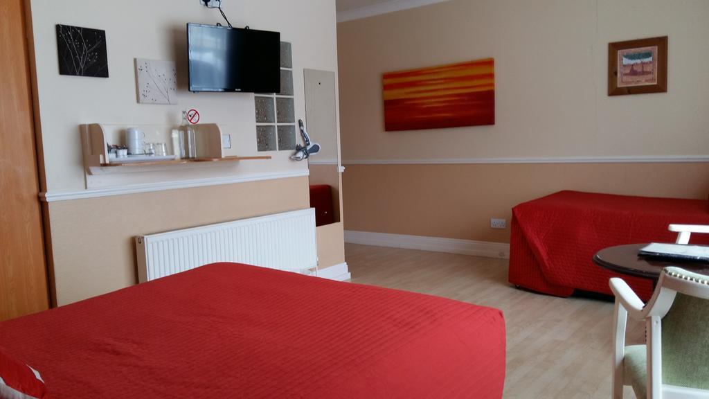 Abacus Guesthouse Голуей Екстериор снимка