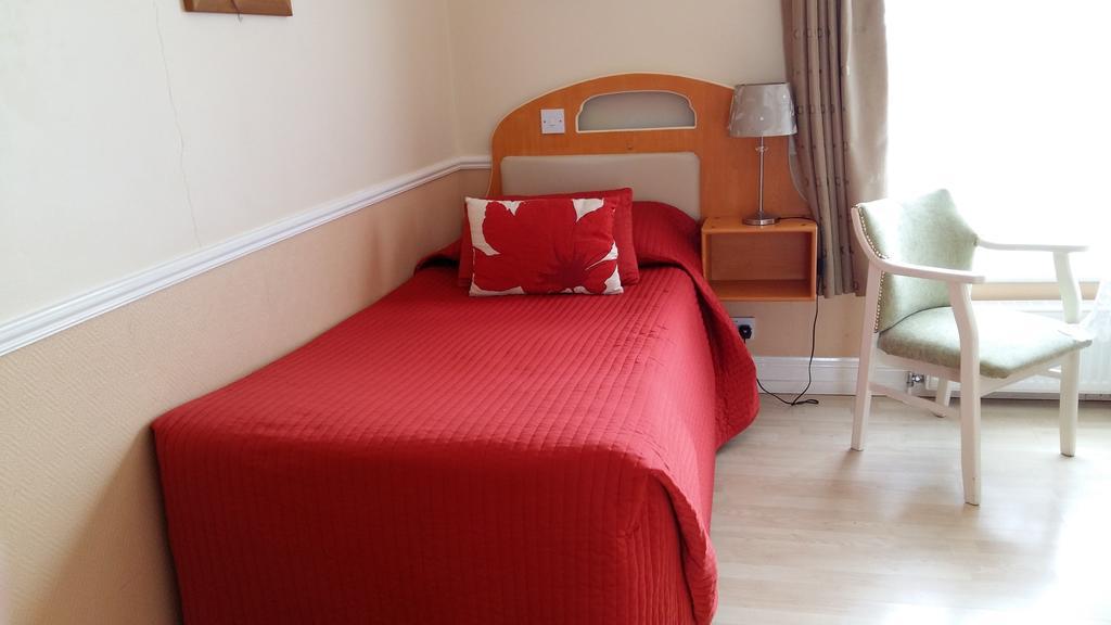 Abacus Guesthouse Голуей Екстериор снимка